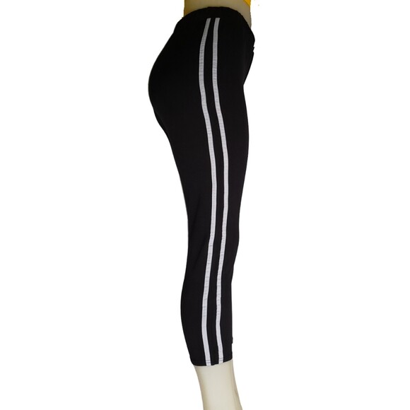 Charlotte Russe Pants - CHARLOTTE RUSSE Black and White Striped Capri Joggers Size Large